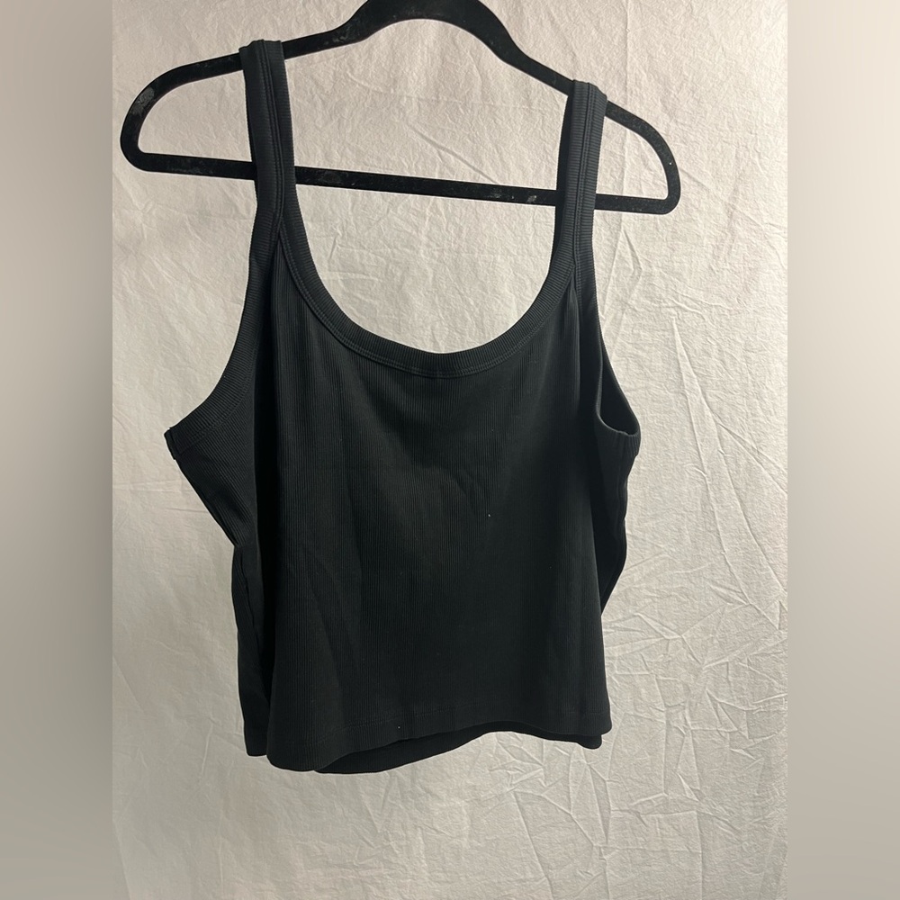 Tank top - Picture 2 of 3